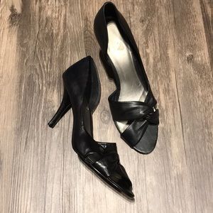 NINE WEST Black Open Toe Pumps